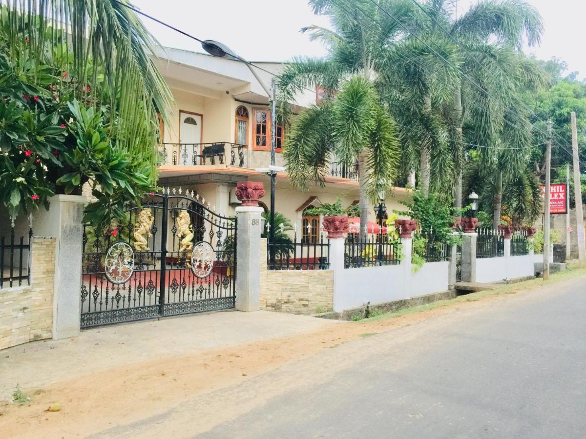 Senthil Complex Hotel Jaffna Exterior photo